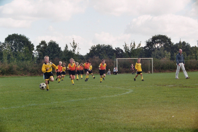 Hendrik beim Fussball 2003