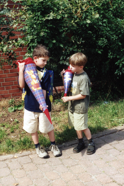Hendrik Einschulung 2002