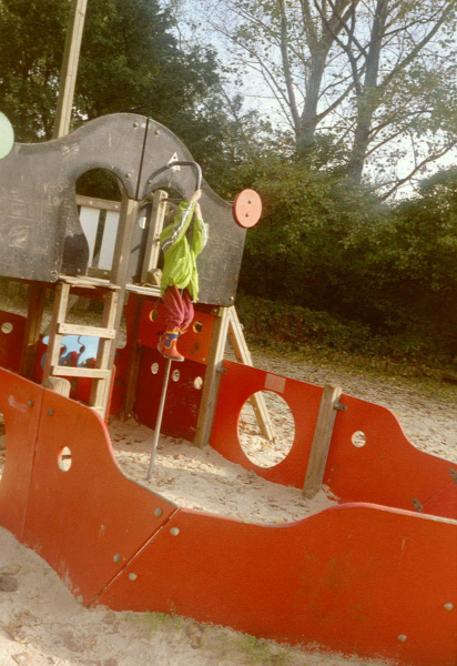 Die Jungs mit Ulrike an der Weser 2001