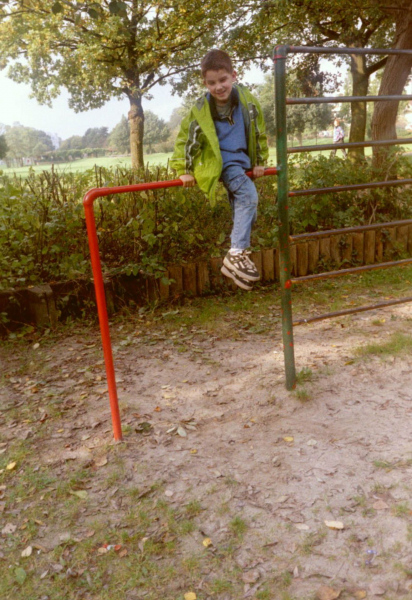 Die Jungs mit Ulrike an der Weser 2001