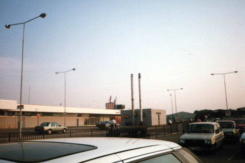 Ulrike und Muddi zu Besuch in England 1989