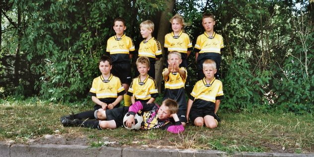 Hendrik beim Fussballturnier 2003