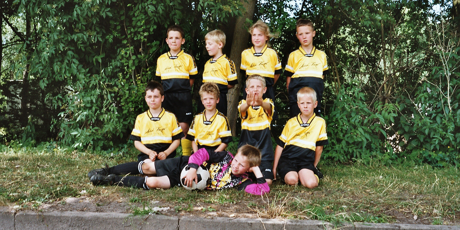 Hendrik beim Fussballturnier 2003